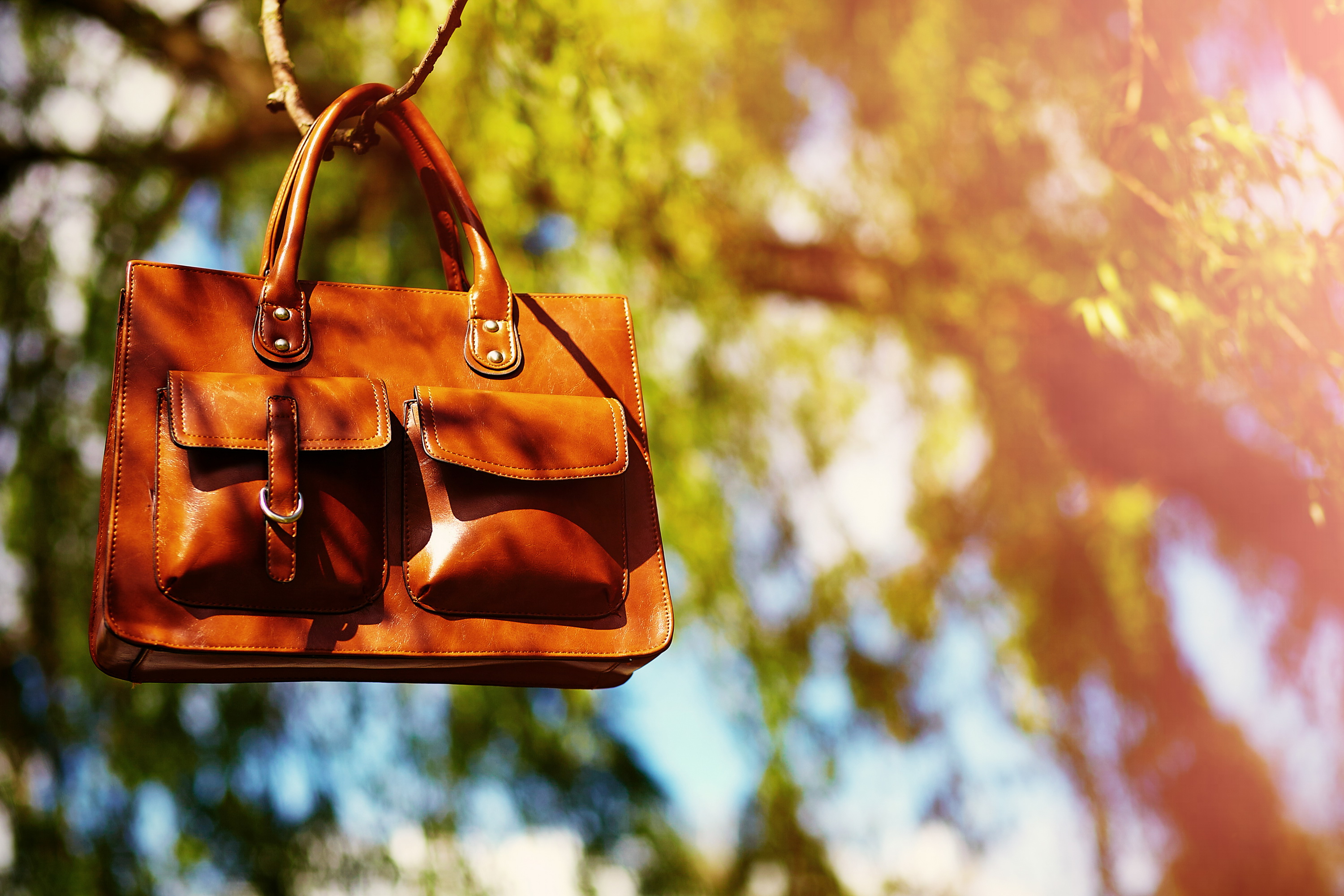 Handmade Leather Bags & Accessories | Artisan Quality & Timeless Style
